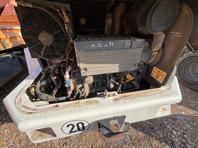 WhatsApp Image 2025-11-13 at 14.33.48 (4)